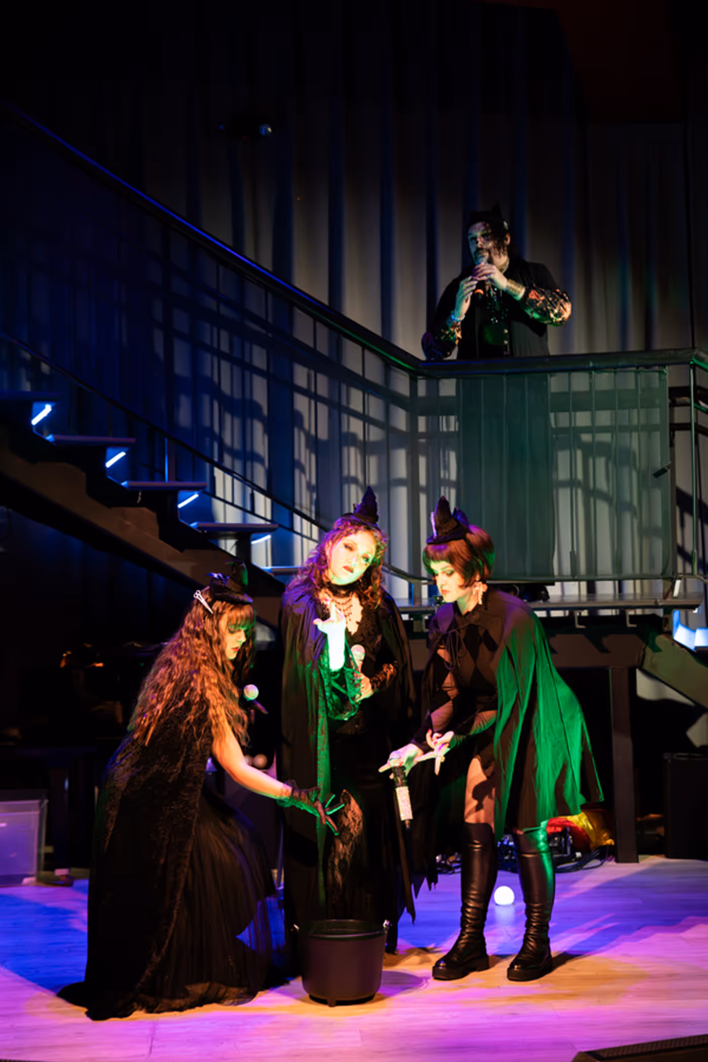 Photos: I'M THAT WITCH Enchants Chelsea Table + Stage Photos: I'M THAT WITCH Enchants Chelsea Table + Stage Image