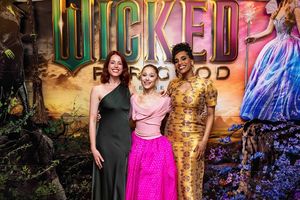Alice Trimm, Ariana Grande, and Lencia Kebede @ BroadwayWorld Alice Trimm, Ariana Grande, and Lencia Kebede Photo