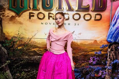 Ariana Grande Photo