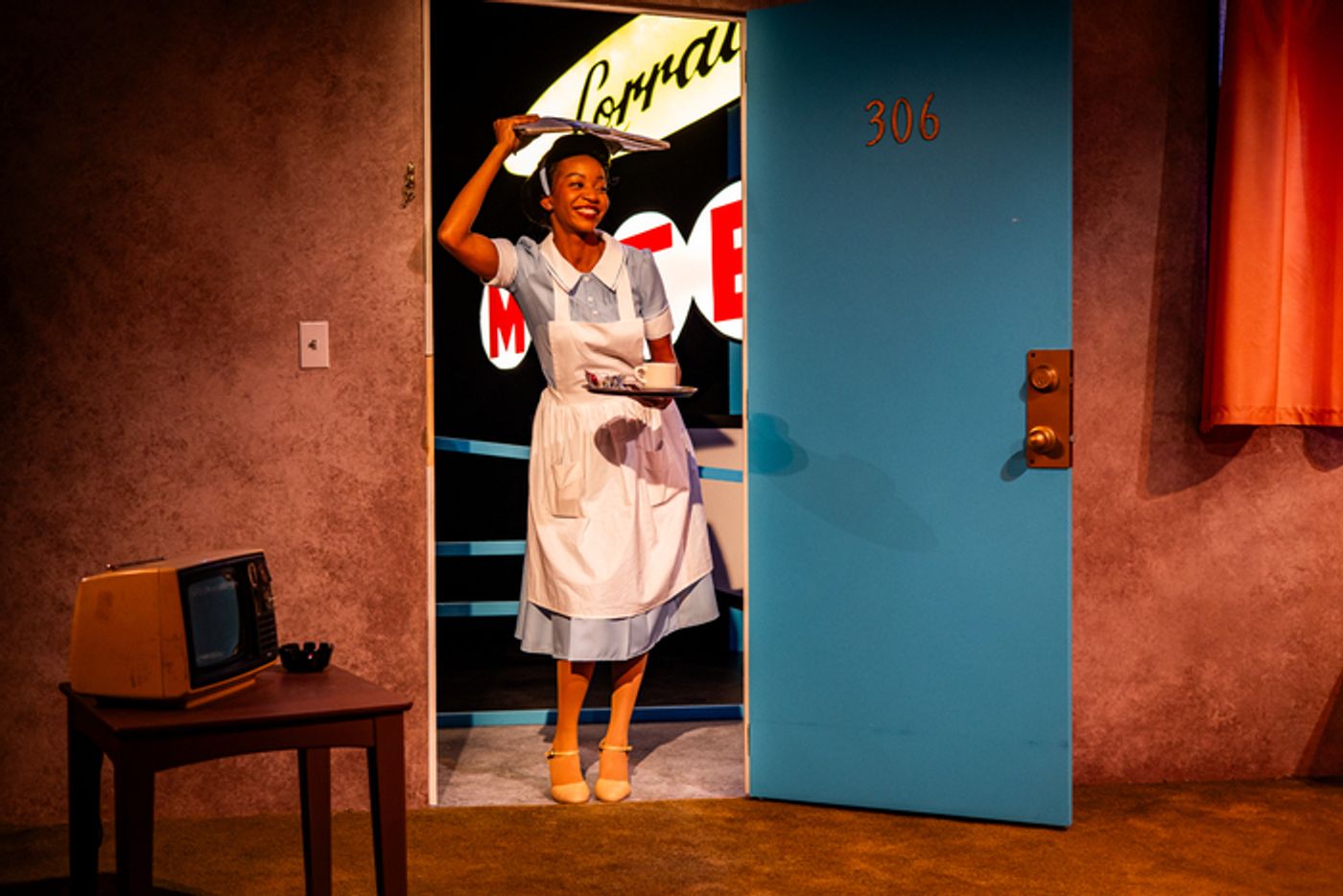 Photos: Akeem Davis and Kishia Nixon Star In THE MOUNTAINTOP At Arden Theatre  Image
