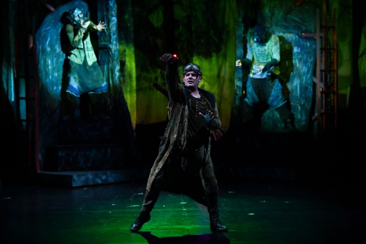 Review: FRANKENSTEIN; OR, THE MODERN PROMETHEUS at Synetic Theater  Image