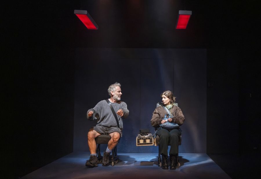 Review: FATHERLAND, Hampstead Theatre Image