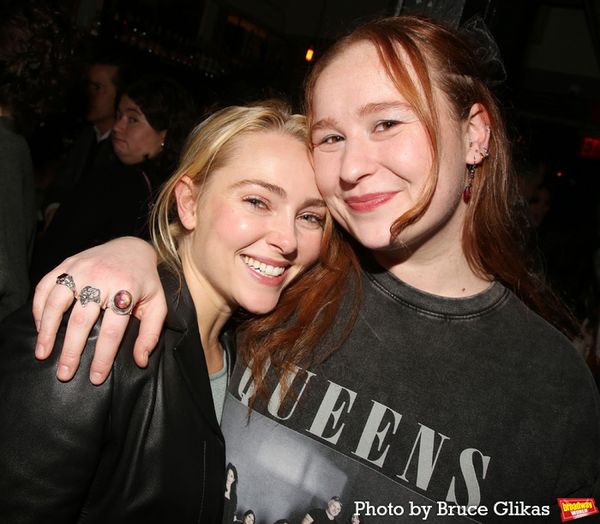 AnnaSophia Robb and Julia Lester Photo