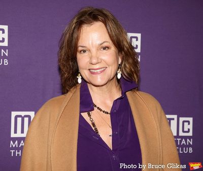 Margaret Colin  Photo