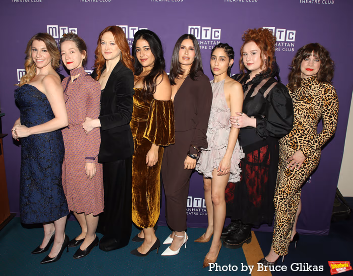 Photos: Anna Chlumsky, Julia Lester and More on the QUEENS Red Carpet  Image