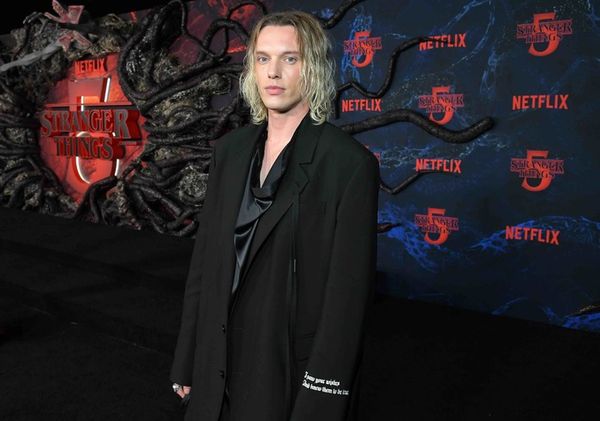 Jamie Campbell Bower  Photo