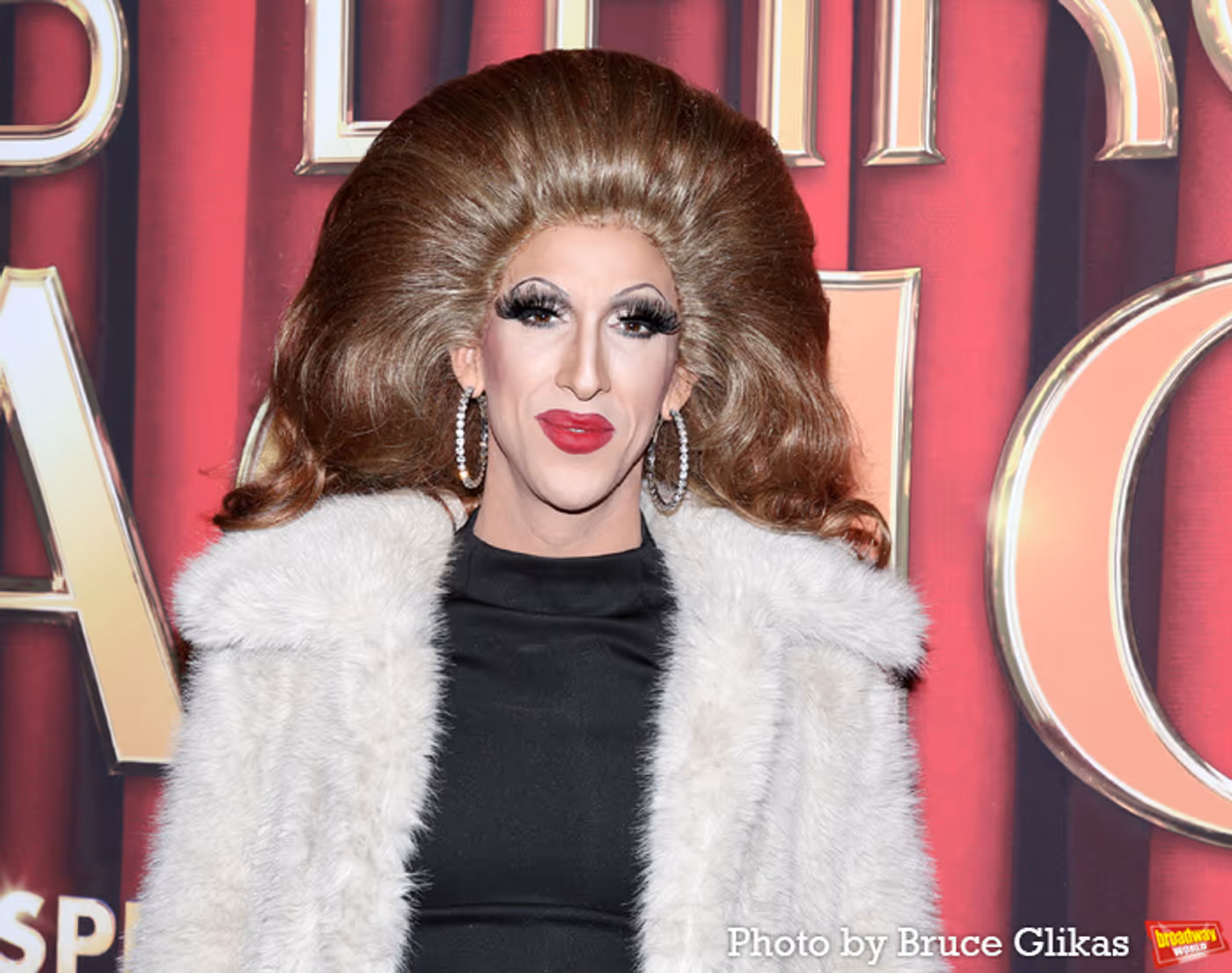 Photos: ROB LAKE MAGIC Celebrates Opening Night on Broadway  Image