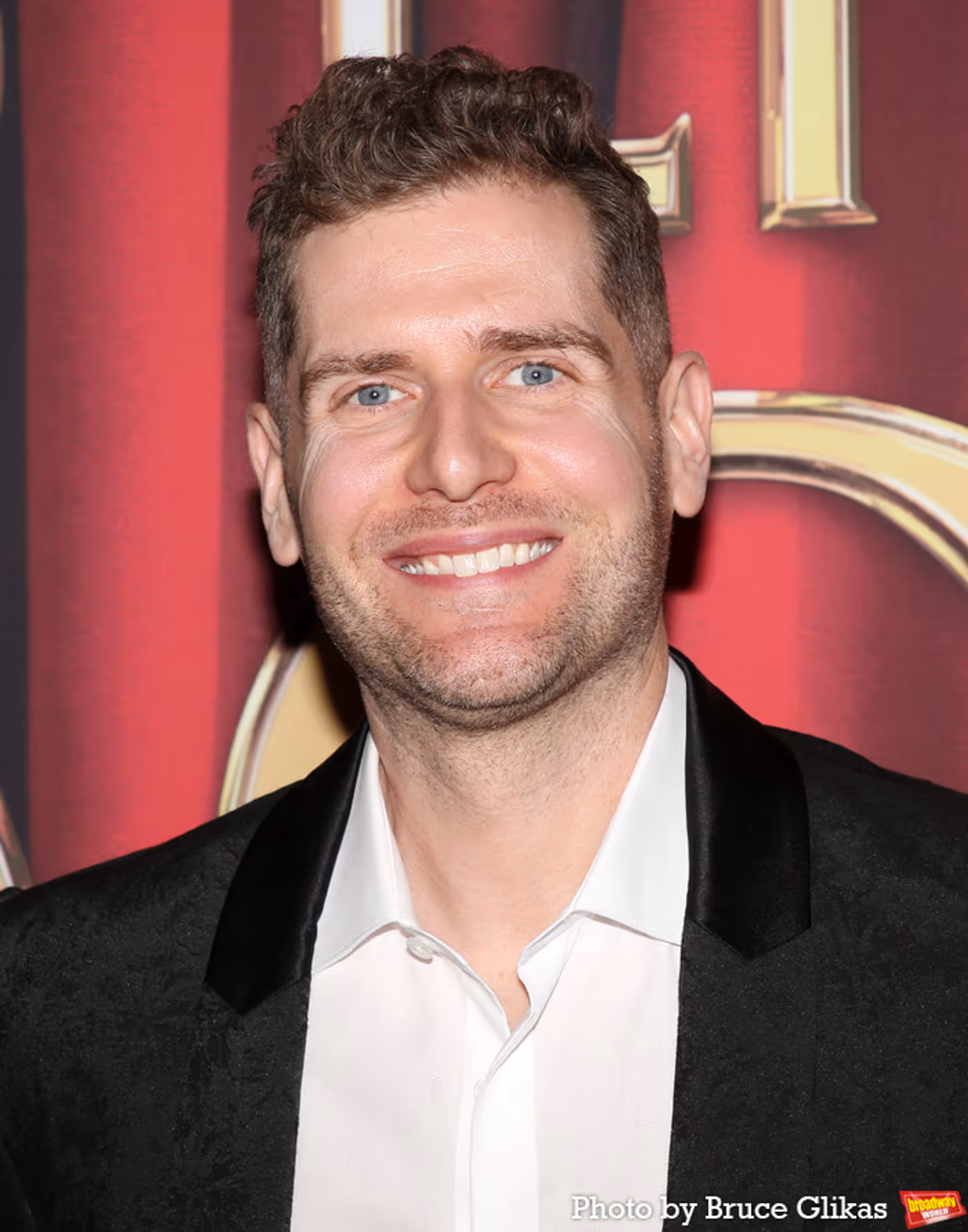 Photos: ROB LAKE MAGIC Celebrates Opening Night on Broadway  Image