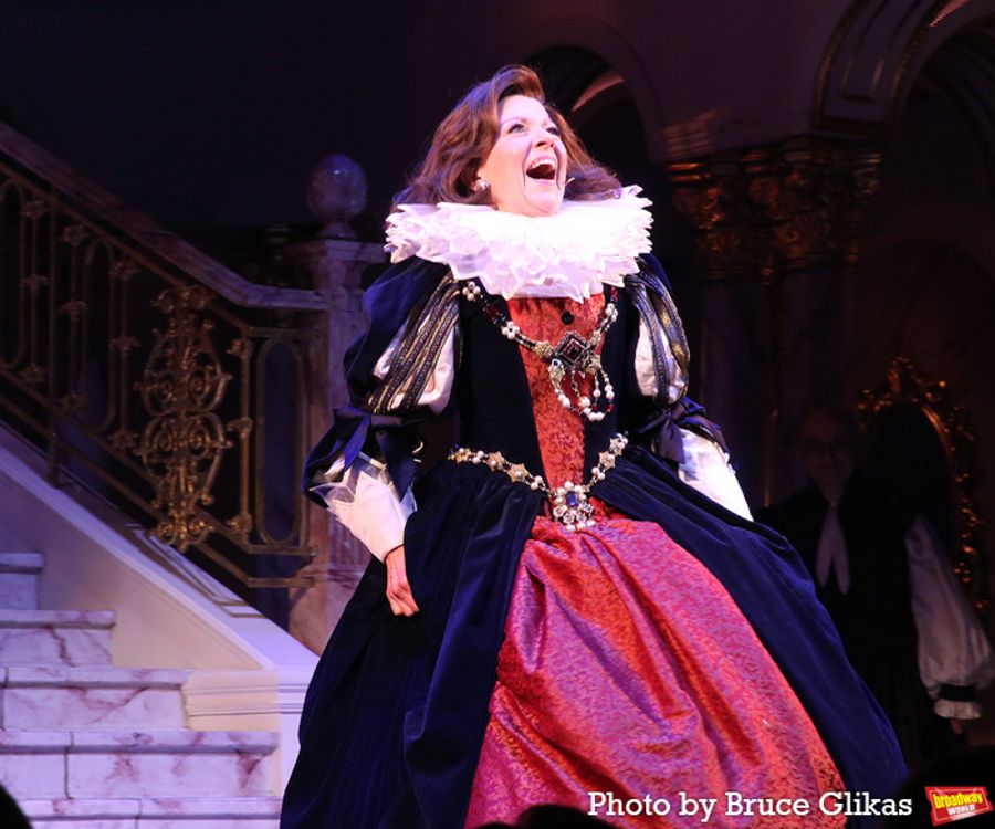 Photos: Kristin Chenoweth and THE QUEEN OF VERSAILLES Opening Night Curtain Call  Image