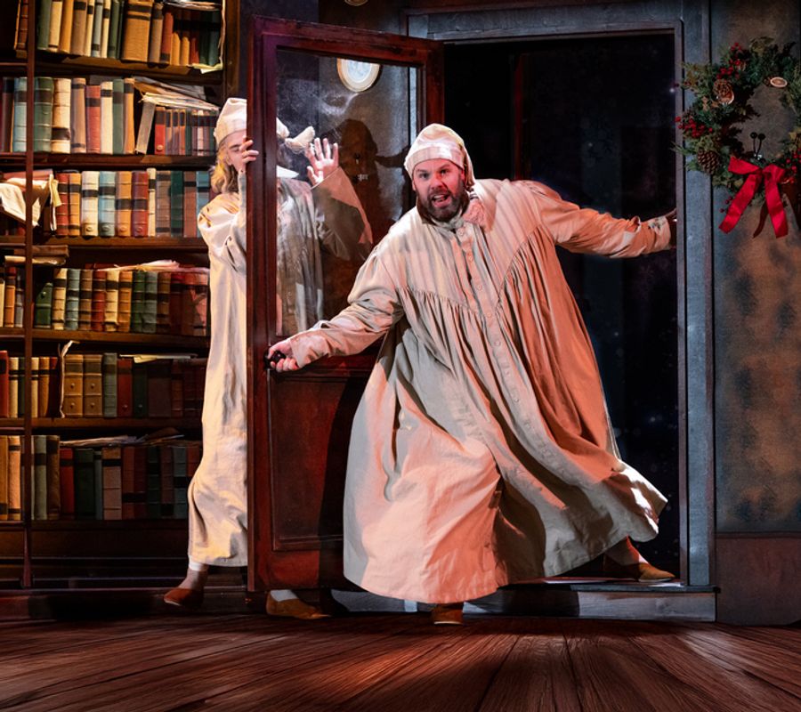 Photos: CHRISTMAS CAROL GOES WRONG UK Tour- First Look Image