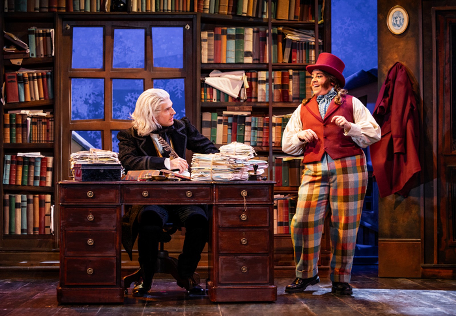 Photos: CHRISTMAS CAROL GOES WRONG UK Tour- First Look — photo 3 of 11