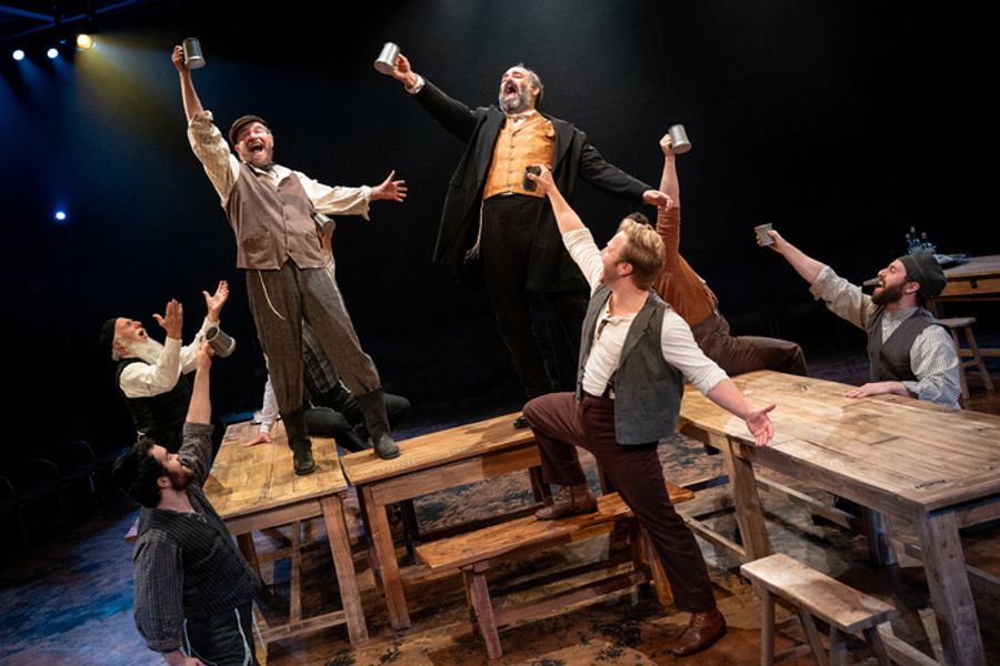 Photos: Douglas Sills and More in FIDDLER ON THE ROOF at Signature Theatre  Image