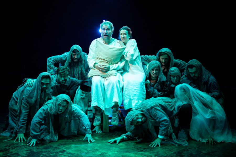 Photos: Douglas Sills and More in FIDDLER ON THE ROOF at Signature Theatre  Image