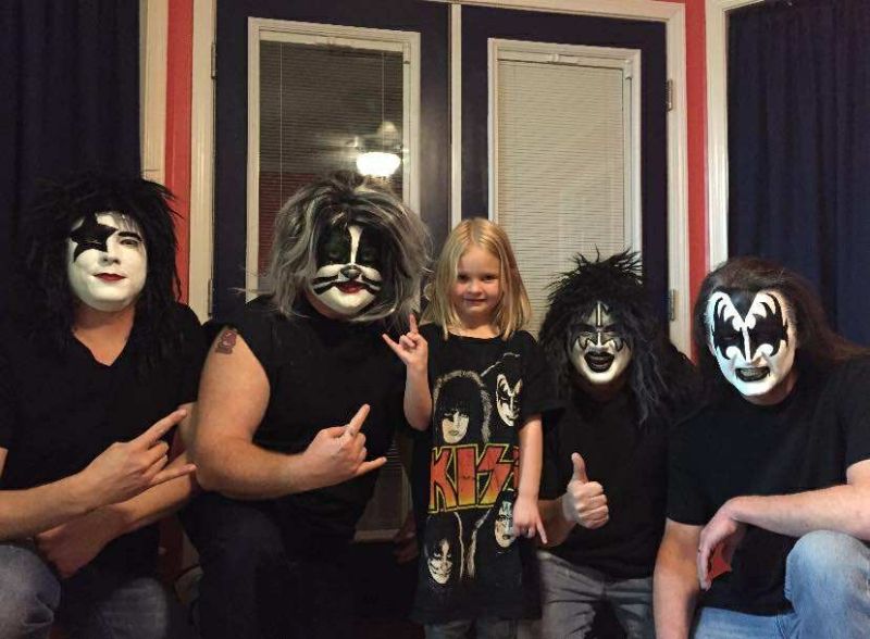 Interview: Sharpe Dunaway & Daughter London On Bands, Broadcasting, and Building a Creative Life  Image