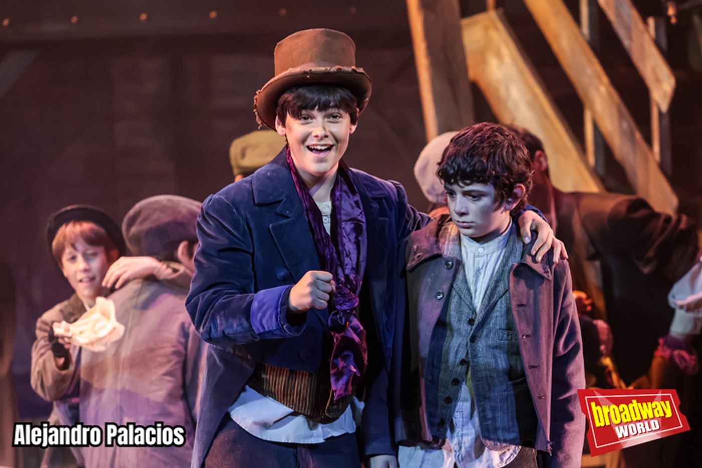 PHOTOS: OLIVER TWIST se presenta en el Teatro La Latina  Image