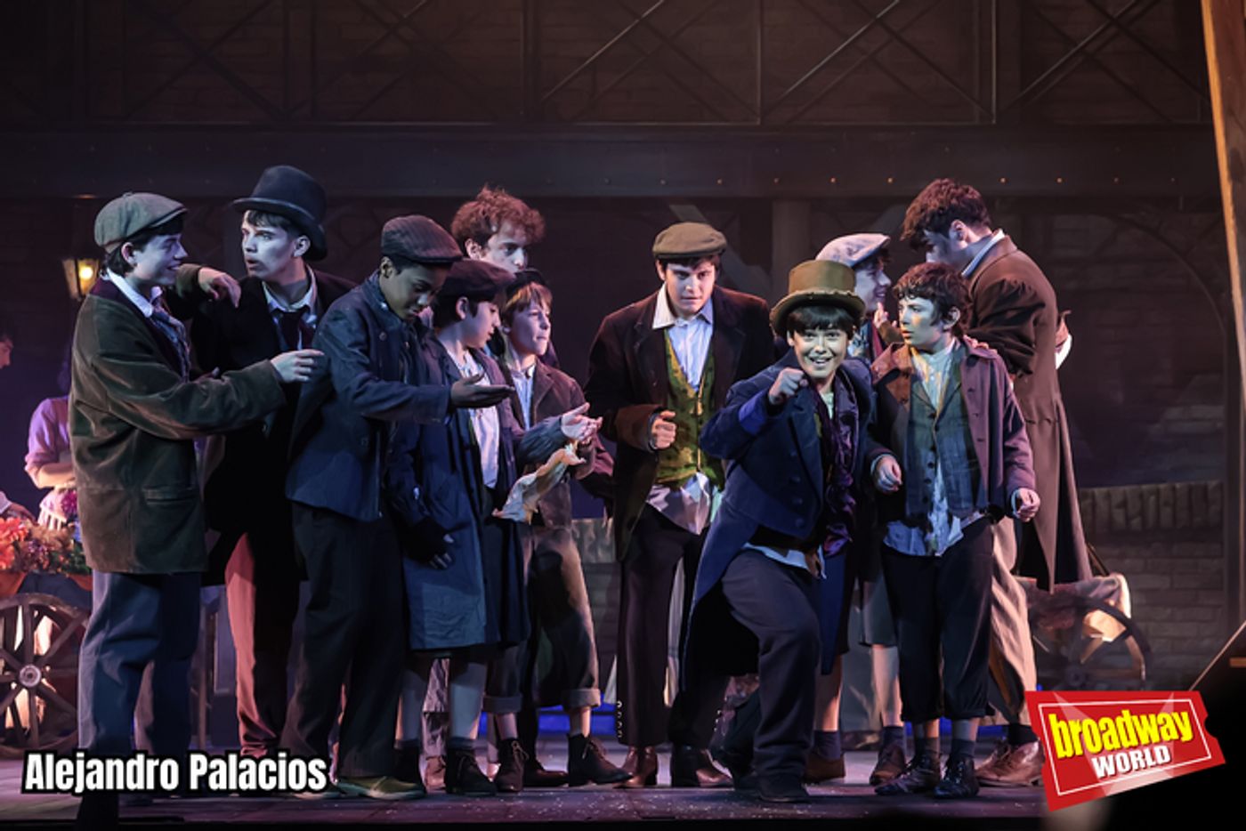 PHOTOS: OLIVER TWIST se presenta en el Teatro La Latina  Image