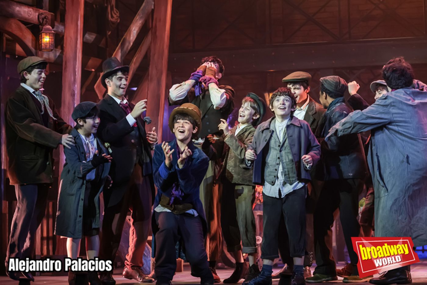 PHOTOS: OLIVER TWIST se presenta en el Teatro La Latina  Image