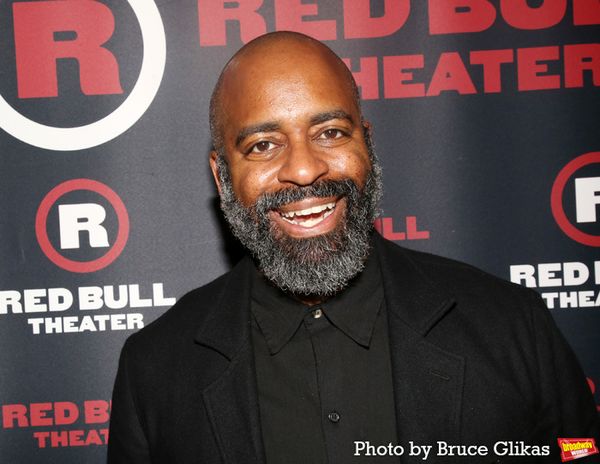 Daniel Breaker Photo