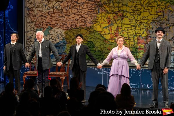 Jason Sanchez, Patrick Page, Jake Berne, Kristine Nielsen, Adrien Rolet Photo