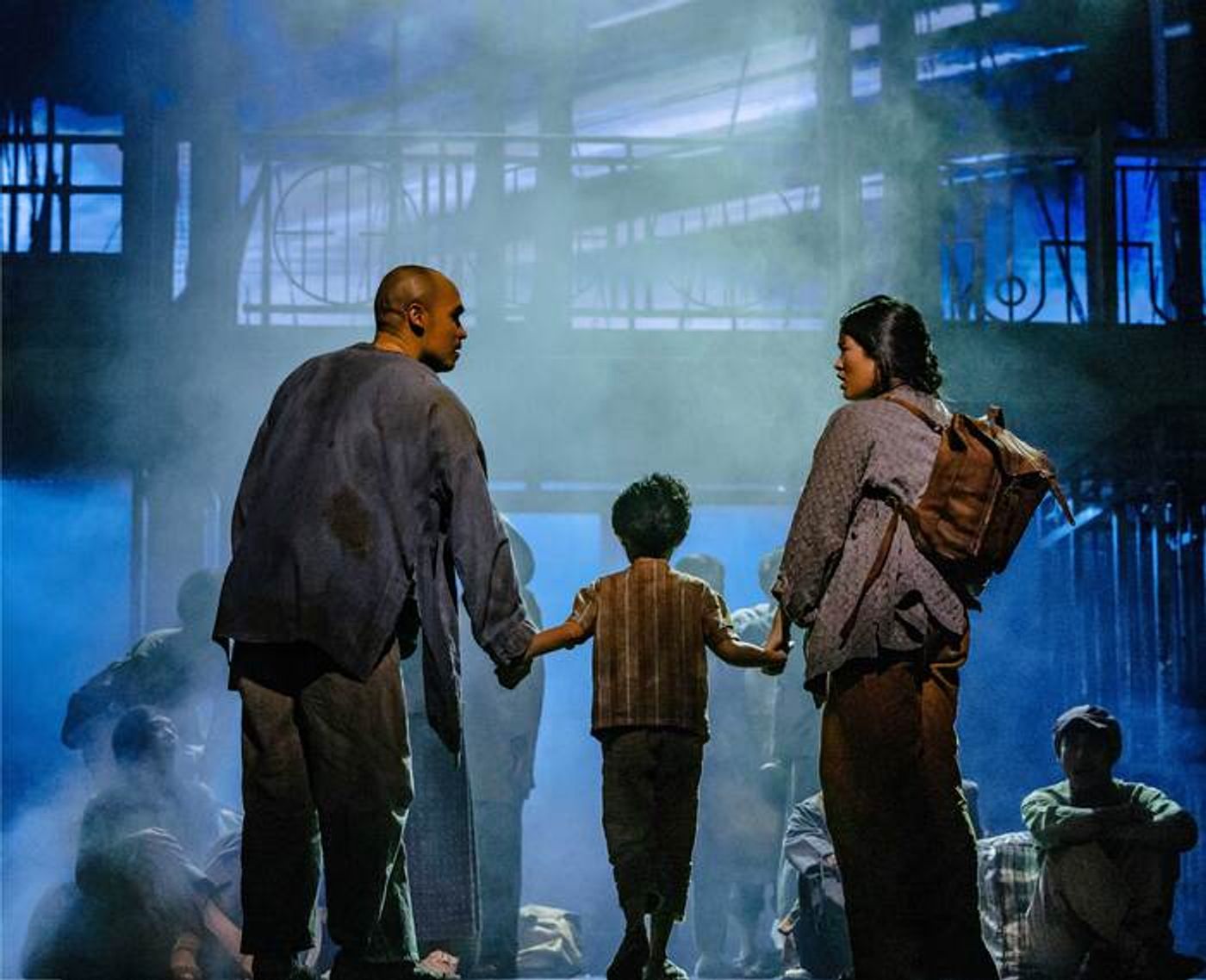Photos: MISS SAIGON UK and Ireland Tour First Look Images  Image
