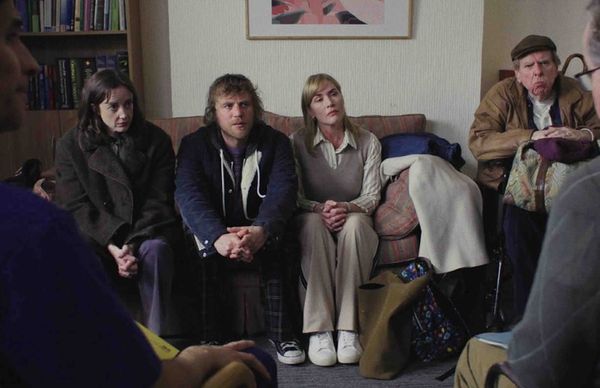 Andrea Riseborough, Johnny Flynn, Kate Winslet and Timothy Spall  Photo