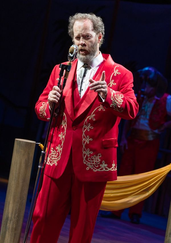 Shuler Hensley Photo