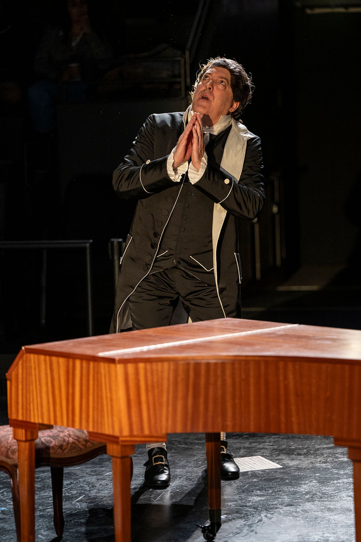 Photos: AMADEUS At Steppenwolf Theatre Company  Image