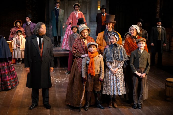 Photos/Video: A CHRISTMAS CAROL At Alley Theatre- First Look! — photo 9 of 9