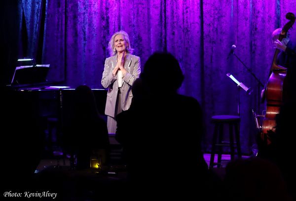 Photos: Karen Mason Performs 'Encore-Nucopia' At Birdland! — photo 17 of 24