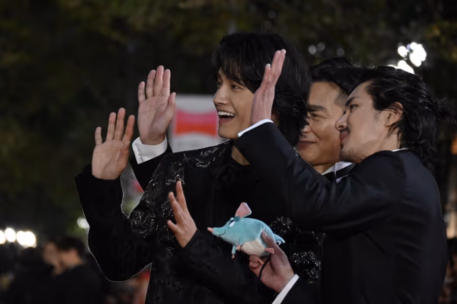 Photos: The 38th Annual Tokyo International Film Festival Red Carpet Image