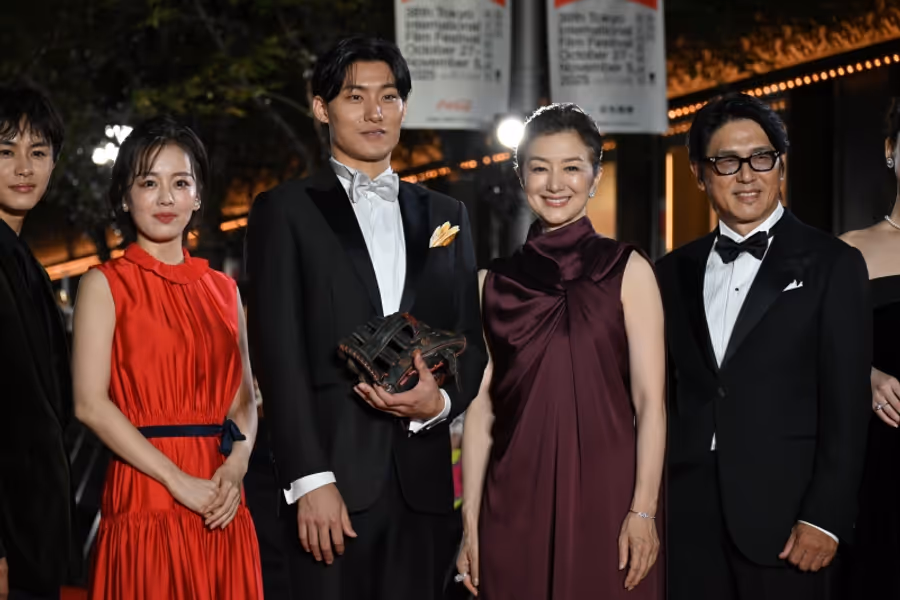 Photos: The 38th Annual Tokyo International Film Festival Red Carpet Image