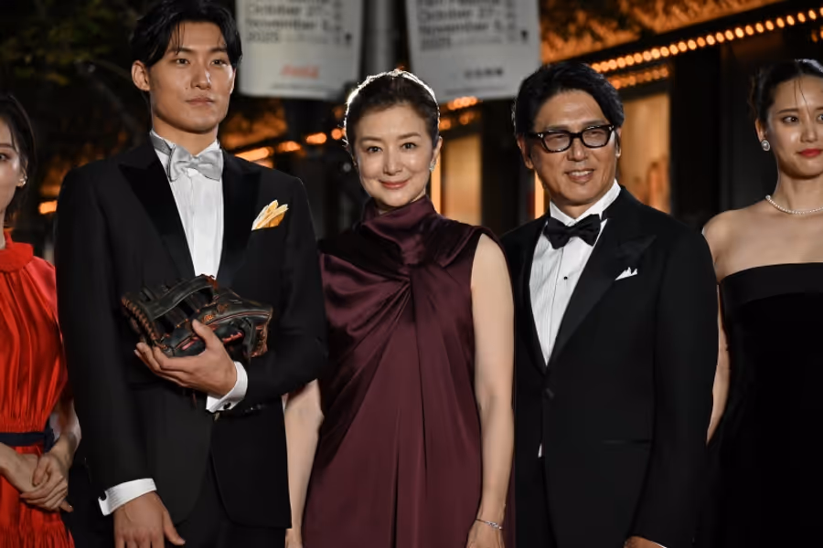Photos: The 38th Annual Tokyo International Film Festival Red Carpet Image