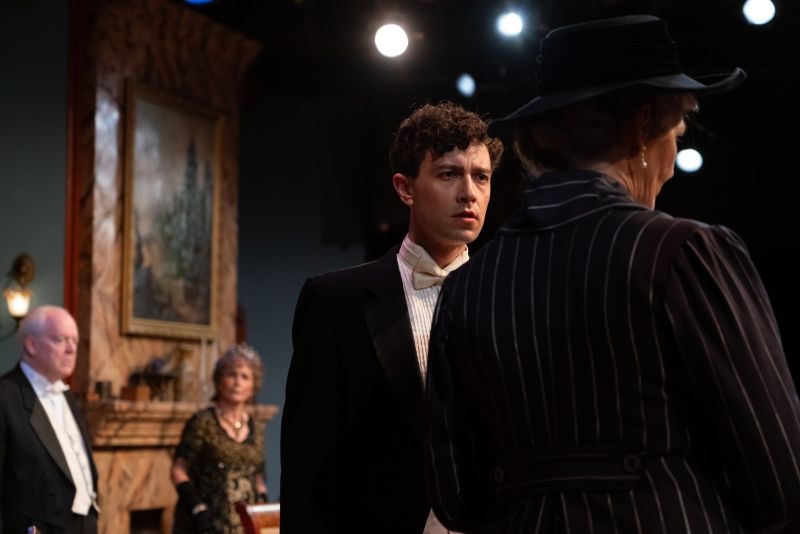 Review: AN INSPECTOR CALLS Shines Under Cate Caplin’s Direction at Theatre 40  Image