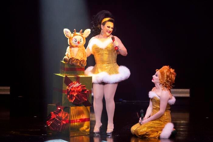 Photos: Jinkx Monsoon and BenDeLaCreme Kick Off 2025 Holiday Tour  Image
