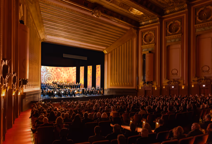 Photos: CARMINA BURANA At Lyric Opera Of Chicago Image
