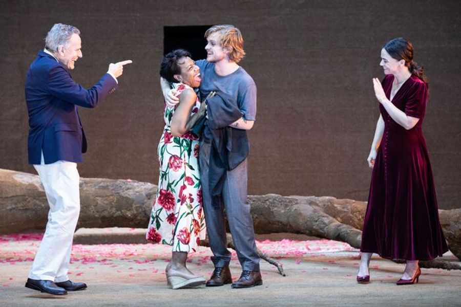 Photos: Bryan Cranston and More in ALL MY SONS  Image