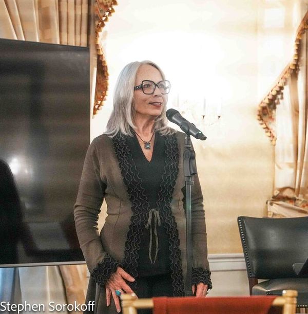 Kirsti Carnahan Photo