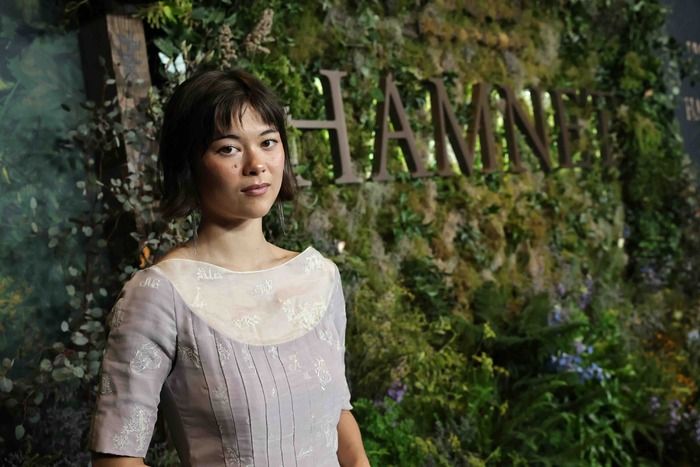 Photos: HAMNET Holds Los Angeles Premiere with Jessie Buckley, Steven Spielberg, & More  Image