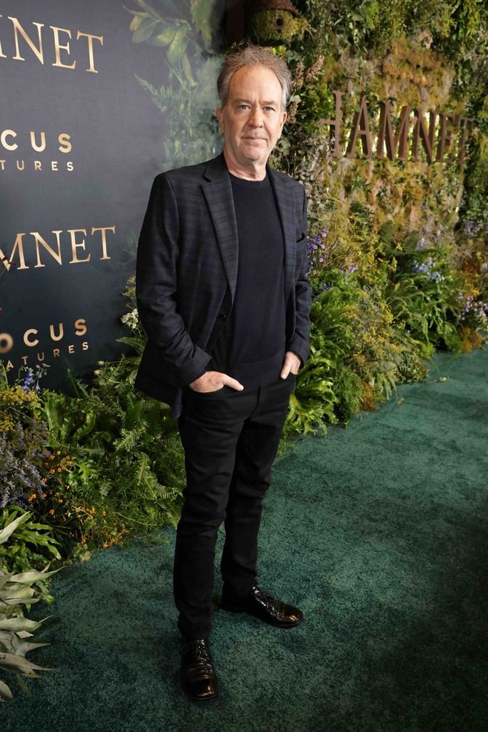 Photos: HAMNET Holds Los Angeles Premiere with Jessie Buckley, Steven Spielberg, & More  Image