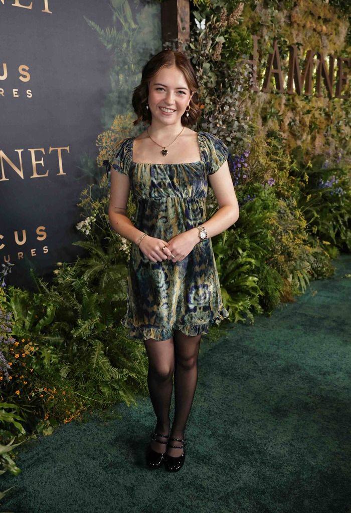 Photos: HAMNET Holds Los Angeles Premiere with Jessie Buckley, Steven Spielberg, & More  Image