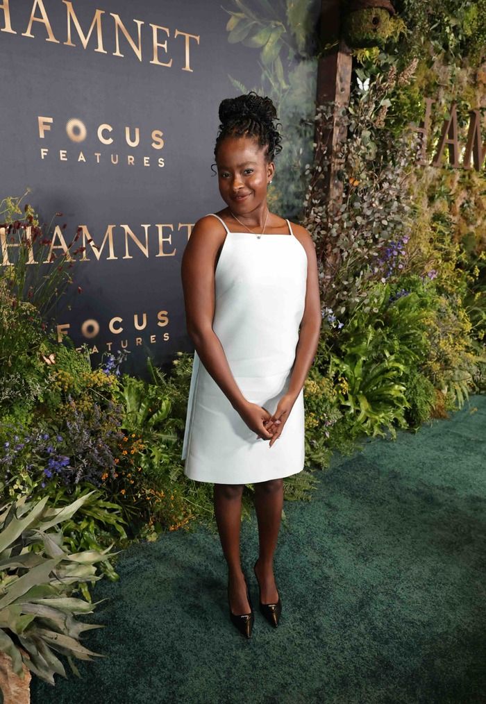 Photos: HAMNET Holds Los Angeles Premiere with Jessie Buckley, Steven Spielberg, & More  Image