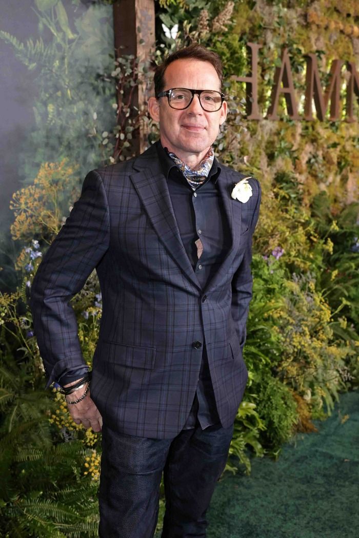 Photos: HAMNET Holds Los Angeles Premiere with Jessie Buckley, Steven Spielberg, & More  Image