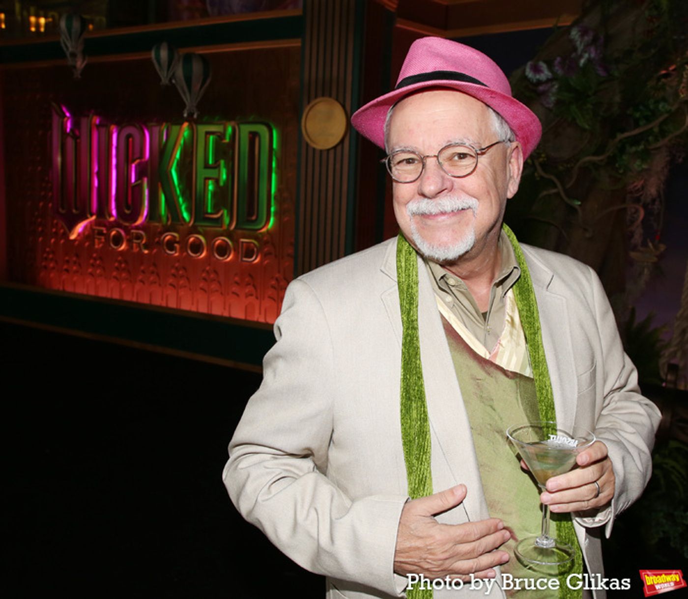 Photos: Ariana Grande, Cynthia Erivo and More at WICKED: FOR GOOD New York Premiere  Image