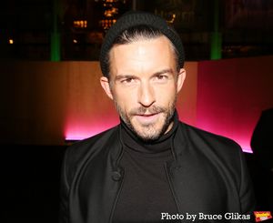 Jonathan Bailey Photo