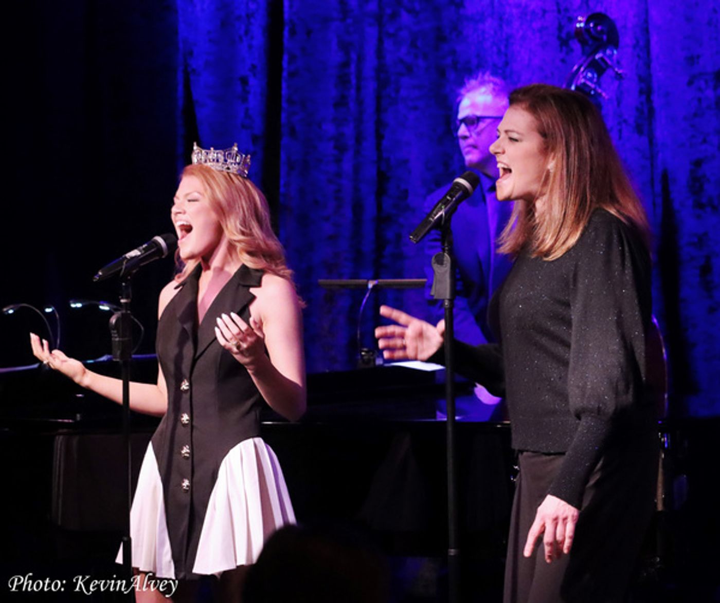 Photos: Miss America Pays A Visit To JIM CARUSO'S CAST PARTY  Image