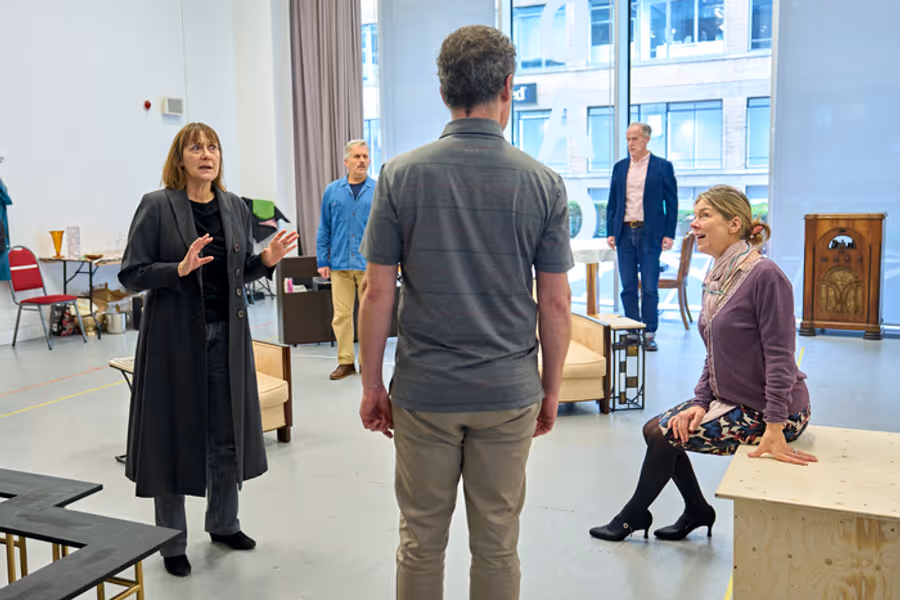 Photos: Menier Chocolate Factory’s FALLEN ANGELS In Rehearsal Image