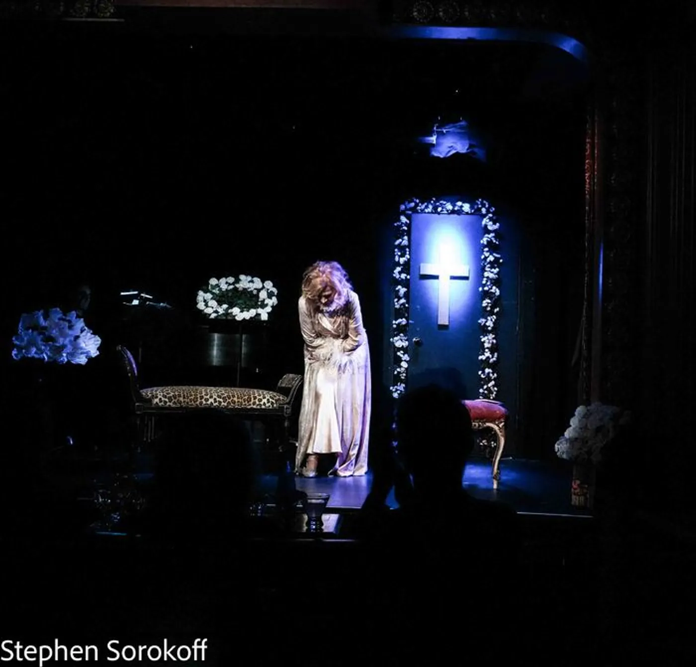 Review: Yanna Avis Premieres 'DIVINE SARAH' at the Triad Theatre  Image