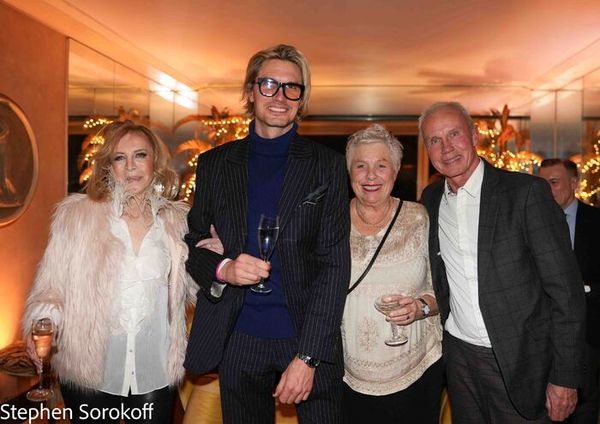 Yanna Avis, Tobias Larsson & family Photo