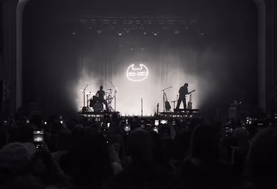Review: Hannah Bahng Brings The MISUNDERSTOOD WORLD TOUR to Vancouver Image