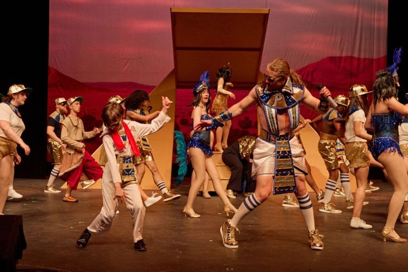 Review: JOSEPH AND THE AMAZING TECHNICOLOR DREAMCOAT at Wildwood Park For The Arts  Image